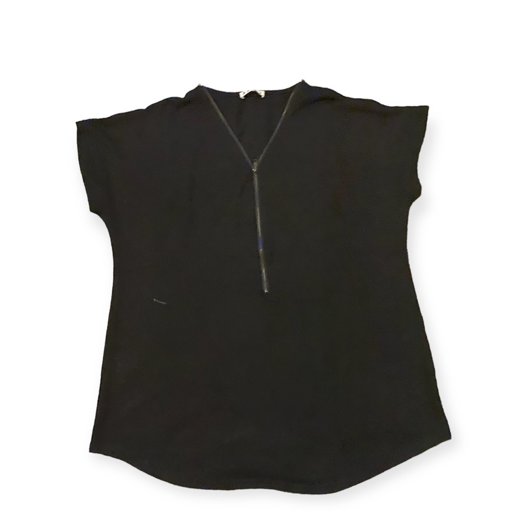 Fashion women’s tops size XL